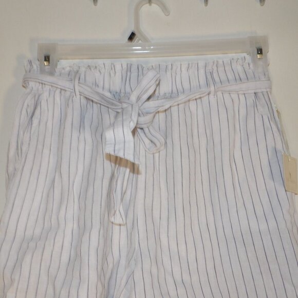 NWT Ruby Moon Linen Blend Belted Shorts Sz L - Picture 2 of 6